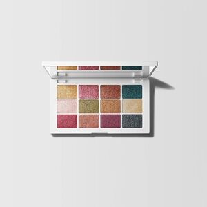 Brand New in box: Master Metallics Eyeshadow Palette